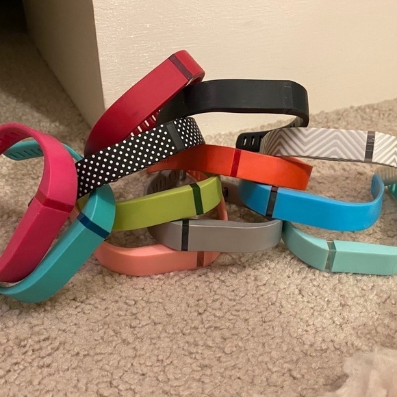 FITBIT Flex Bands Bundle- LARGE - Picture 1 of 7